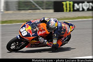 moto3_salom_001_italie_mugello_2013.jpg