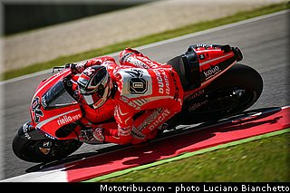 motogp_dovizioso_003_italie_mugello_2013.jpg