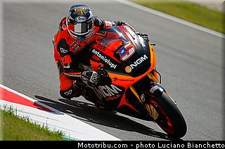 motogp_edwards_002_italie_mugello_2013.jpg