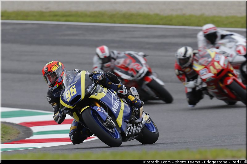 moto2_rossi_011_italie_mugello_2013