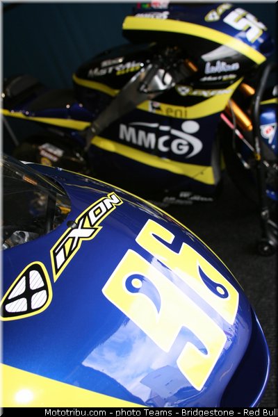 moto2_rossi_015_italie_mugello_2013