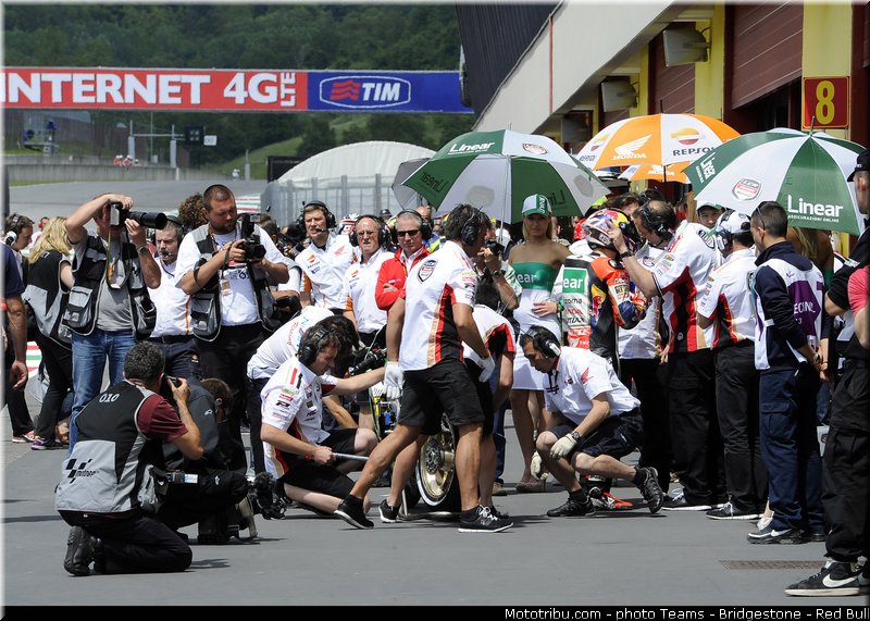 motogp_bradl_016_italie_mugello_2013