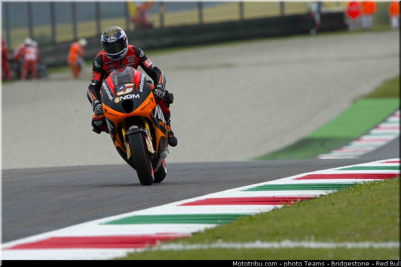 motogp_edwards_001_italie_mugello_2013
