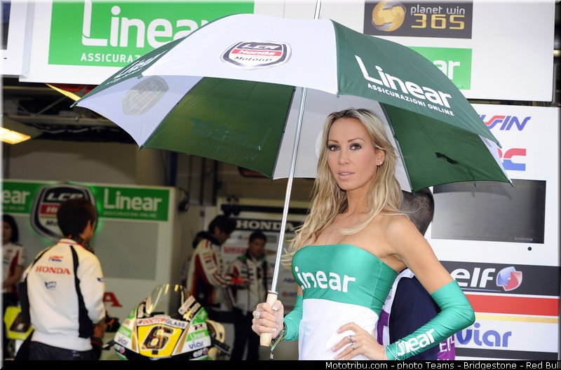 motogp_pitbabe_001_italie_mugello_2013