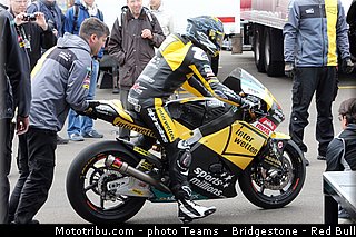 moto2_luthi_009_italie_mugello_2013.jpg