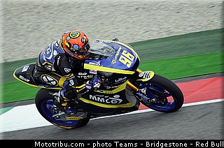 moto2_rossi_002_italie_mugello_2013.jpg