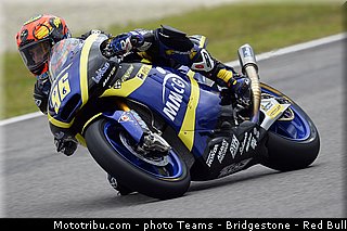 moto2_rossi_004_italie_mugello_2013.jpg