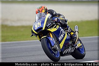 moto2_rossi_006_italie_mugello_2013.jpg