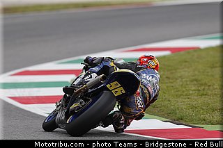 moto2_rossi_013_italie_mugello_2013.jpg
