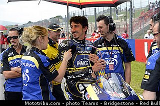 moto2_rossi_019_italie_mugello_2013.jpg