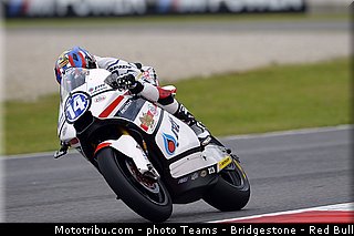 moto2_wilairot_004_italie_mugello_2013.jpg