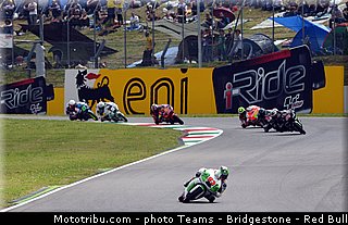 moto3_antonelli_017_italie_mugello_2013.jpg