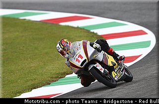 moto3_loi_009_italie_mugello_2013.jpg