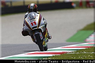 moto3_loi_012_italie_mugello_2013.jpg