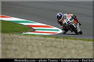 moto3_mcphee_005_italie_mugello_2013.jpg