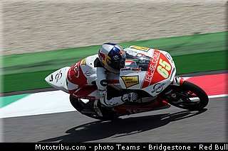 moto3_oettl_004_italie_mugello_2013.jpg
