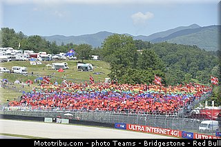 motogp_ambiance_016_italie_mugello_2013.jpg