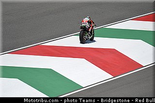 motogp_bradl_026_italie_mugello_2013.jpg