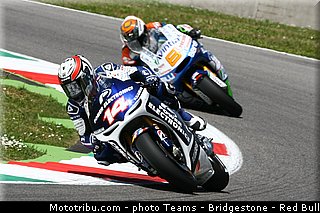 motogp_de_puniet_011_italie_mugello_2013.jpg
