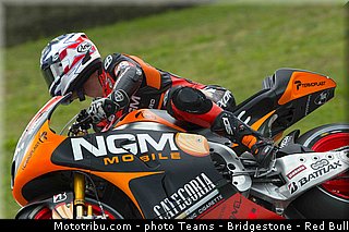 motogp_edwards_002_italie_mugello_2013.jpg
