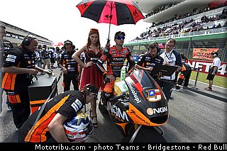 motogp_edwards_003_italie_mugello_2013.jpg