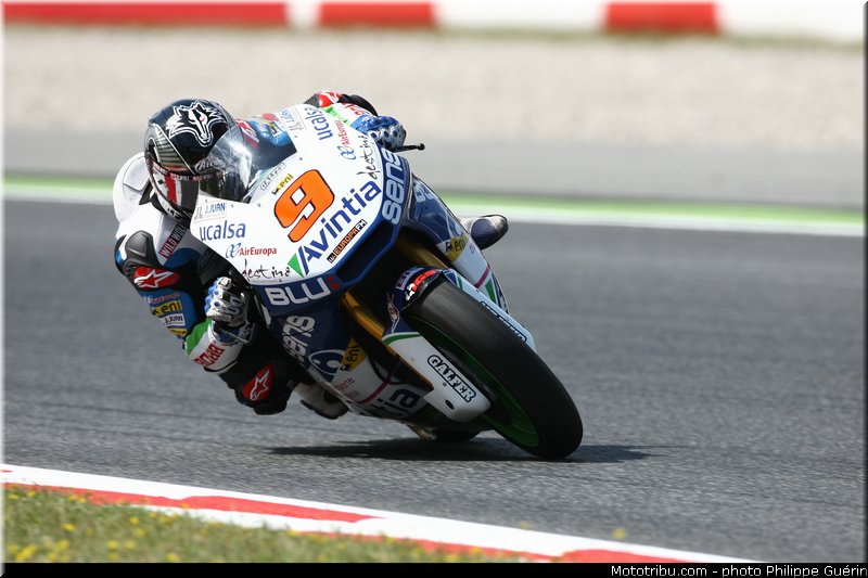 moto2_smith_002_catalogne_montmelo_2013