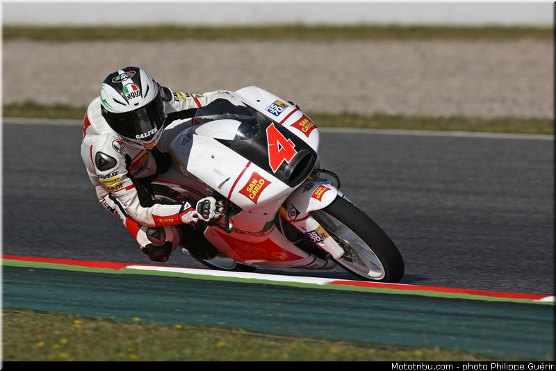 moto3_bagnaia_002_catalogne_montmelo_2013