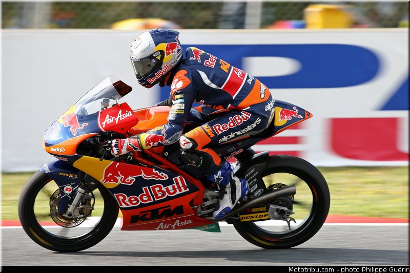 moto3_sissis_001_catalogne_montmelo_2013