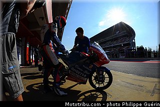 moto3_019_catalogne_montmelo_2013.jpg