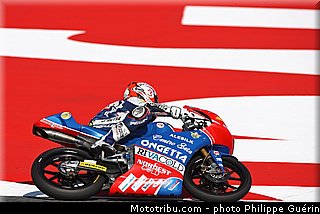 moto3_ferrari_001_catalogne_montmelo_2013.jpg