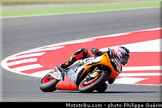 motogp_edwards_001_catalogne_montmelo_2013_catalogne_montmelo_2013.jpg