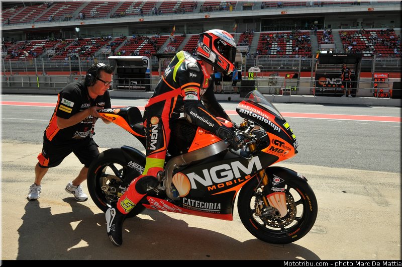 moto2_corsi_001_catalogne_montmelo_2013