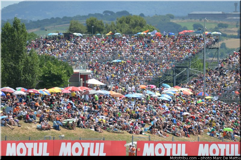 motogp_ambiance_022_catalogne_montmelo_2013