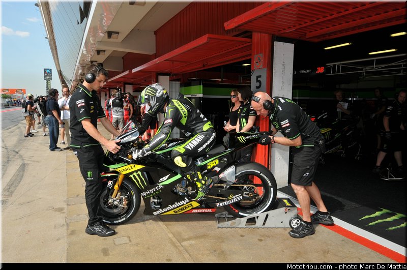 motogp_crutchlow_001_catalogne_montmelo_2013
