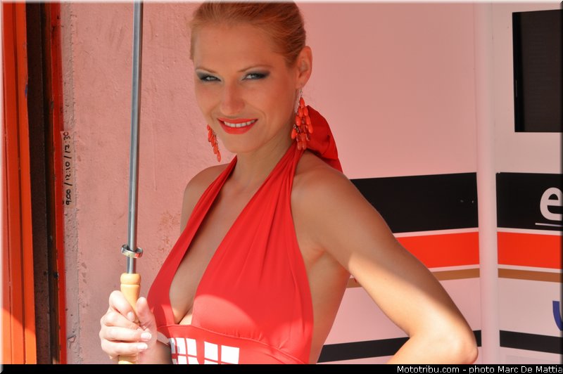 motogp_pitbabe_011_catalogne_montmelo_2013