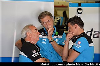 moto2_zarco_015_catalogne_montmelo_2013.jpg