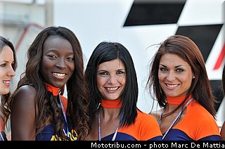 motogp_pitbabe_009_catalogne_montmelo_2013.jpg