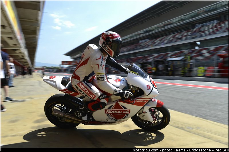 moto2_pradita_016_catalogne_montmelo_2013