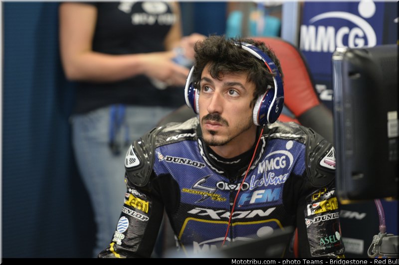 moto2_rossi_002_catalogne_montmelo_2013