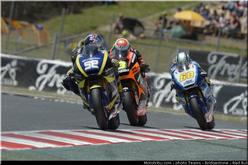 moto2_rossi_028_catalogne_montmelo_2013