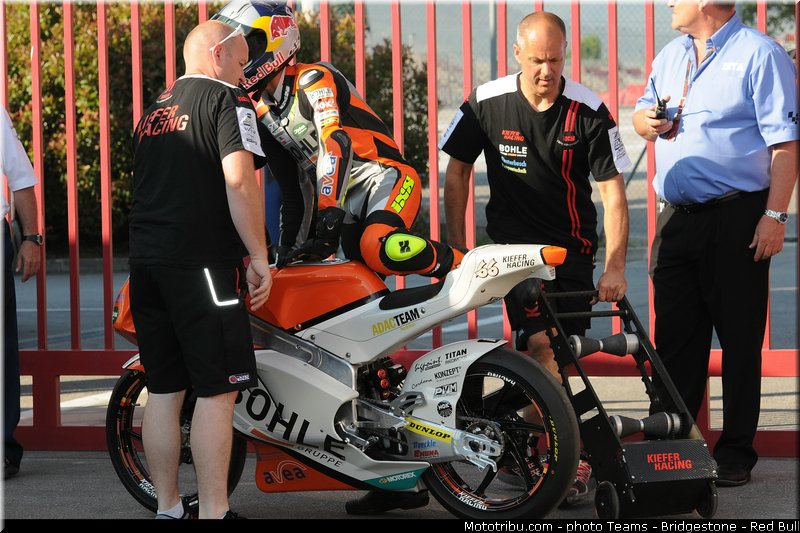 moto3_finsterbusch_012_catalogne_montmelo_2013