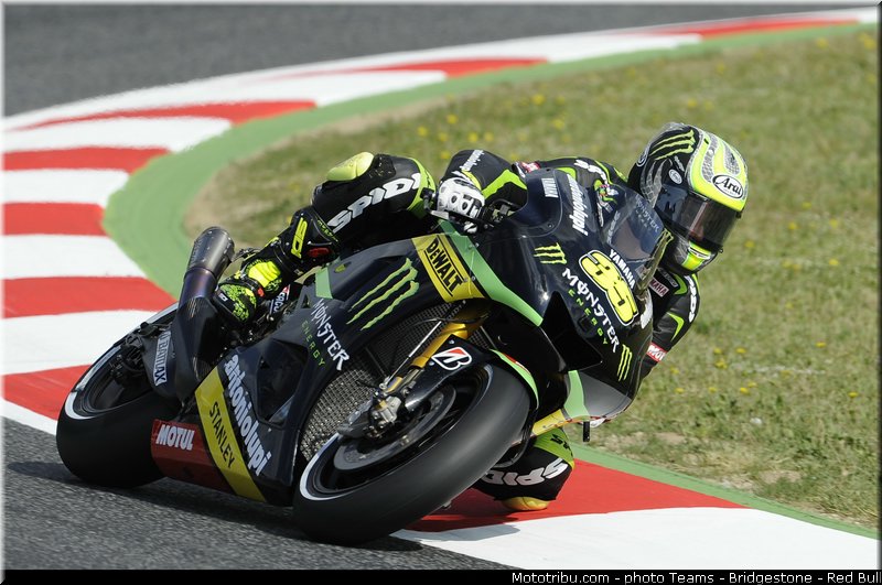 motogp_crutchlow_004_catalogne_montmelo_2013