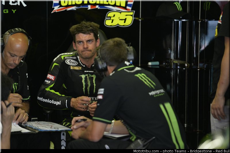 motogp_crutchlow_011_catalogne_montmelo_2013