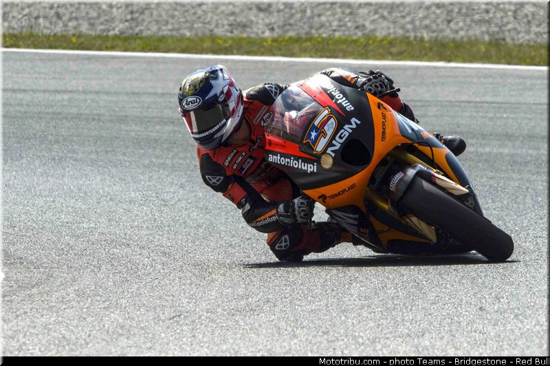 motogp_edwards_003_catalogne_montmelo_2013