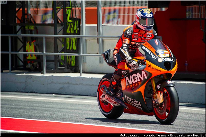 motogp_edwards_006_catalogne_montmelo_2013