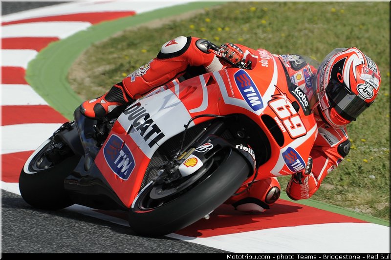 motogp_hayden_001_catalogne_montmelo_2013