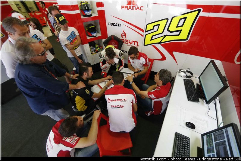 motogp_iannone_013_catalogne_montmelo_2013