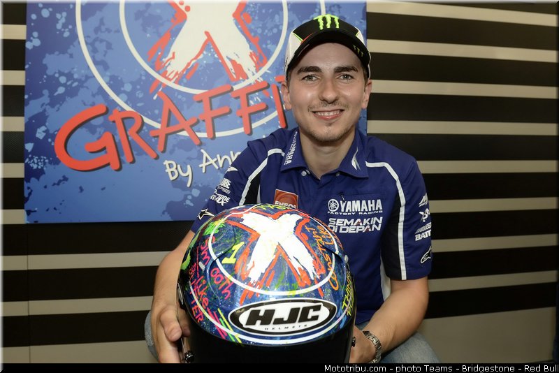 motogp_lorenzo_002_catalogne_montmelo_2013