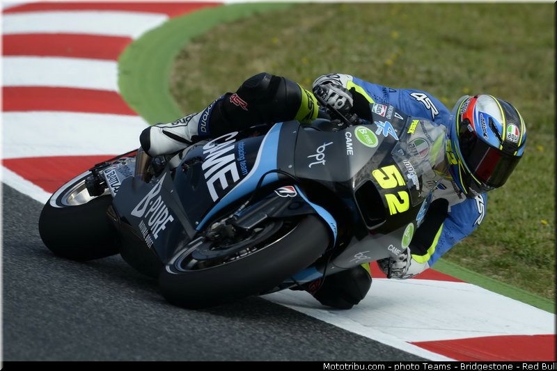motogp_pesek_001_catalogne_montmelo_2013