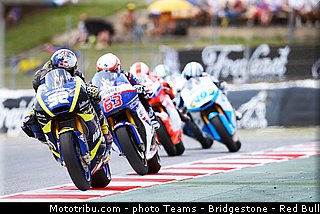 moto2_015_catalogne_montmelo_2013.jpg